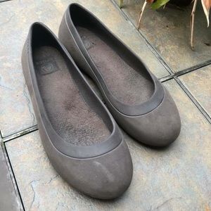 Crocs flats